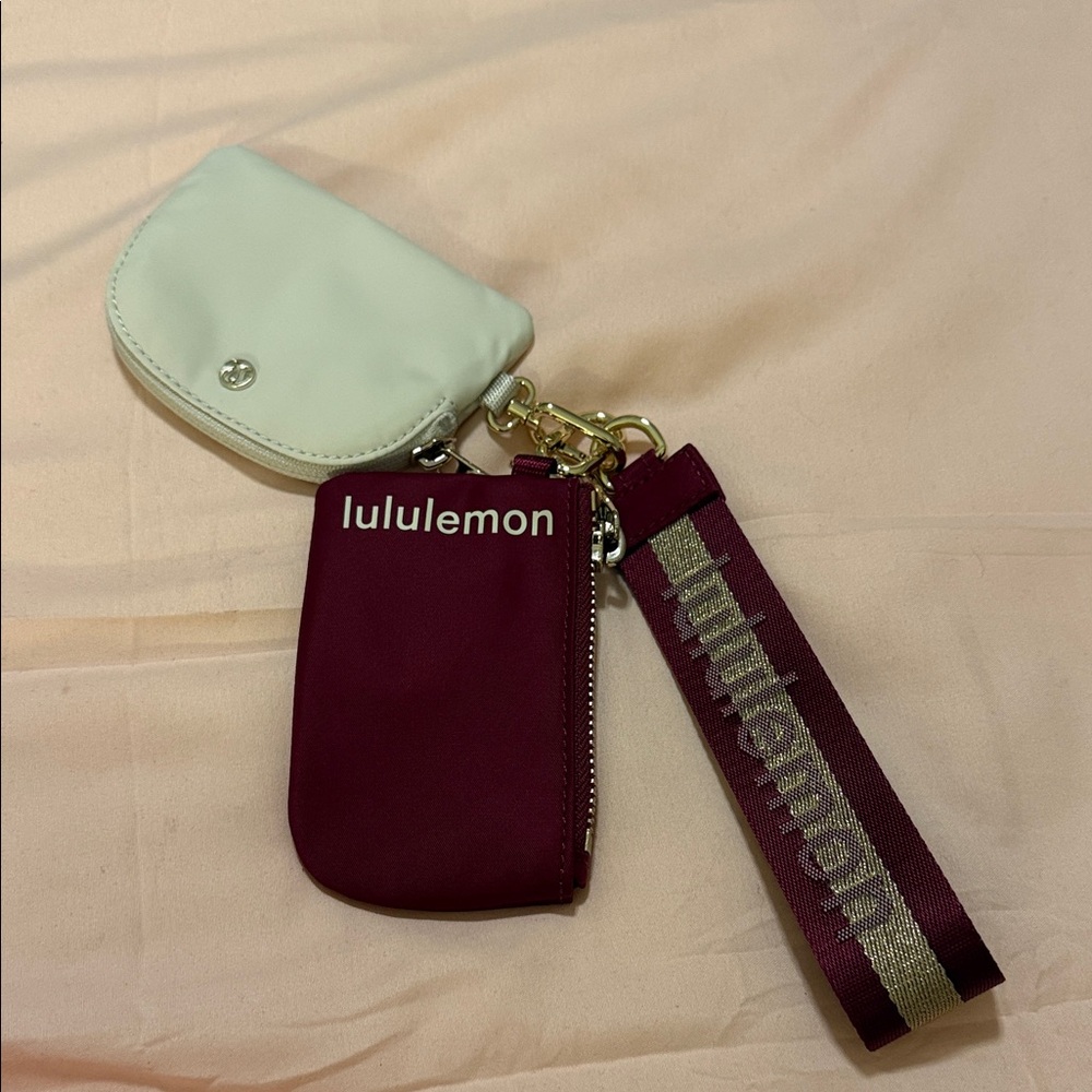 Lululemon Burgundy and White Wristlet Set